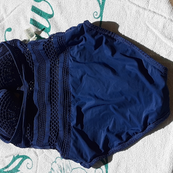 Bleu Rod Beattie sheer thing onepiece swimsuit - Picture 11 of 12